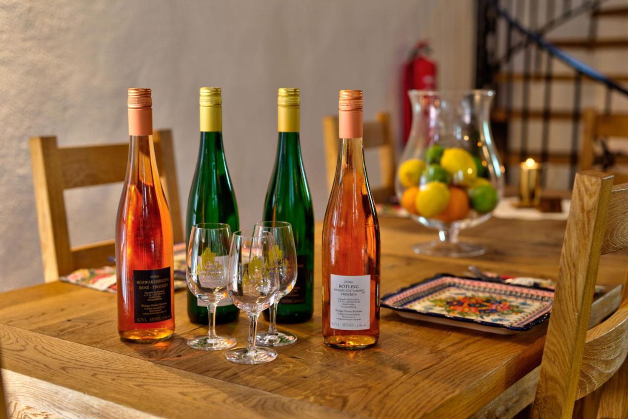 Weingut Und Pension Markus Kochems Mesenich Ngoại thất bức ảnh